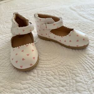 NWT Mary Jane H&M Shoes Pink Flower Scallop Toddler Size 6